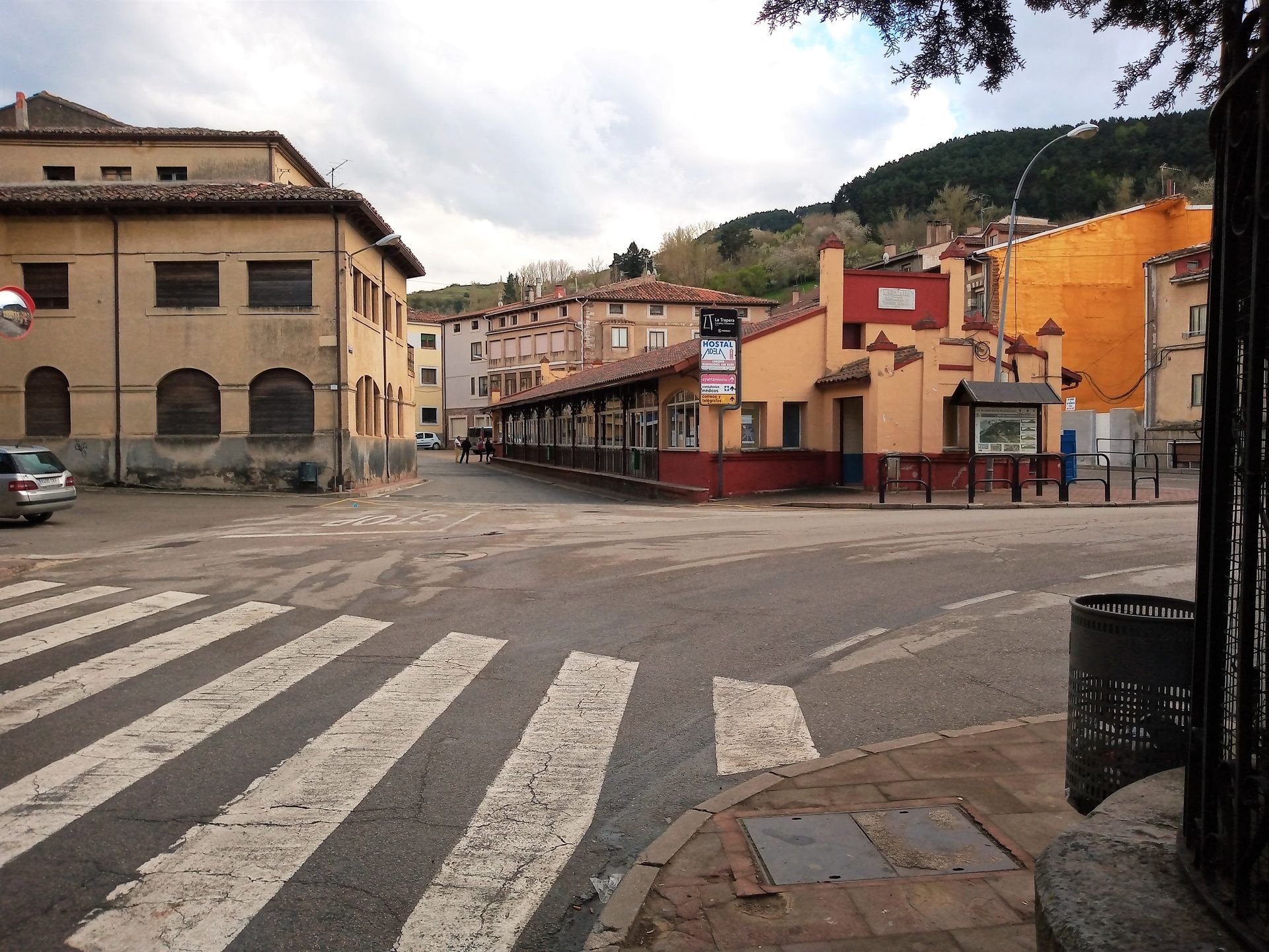 Línea de autobuses: 